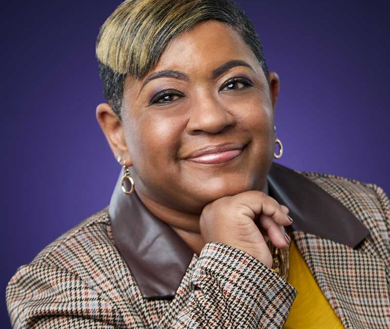 Dr Annise Mabry